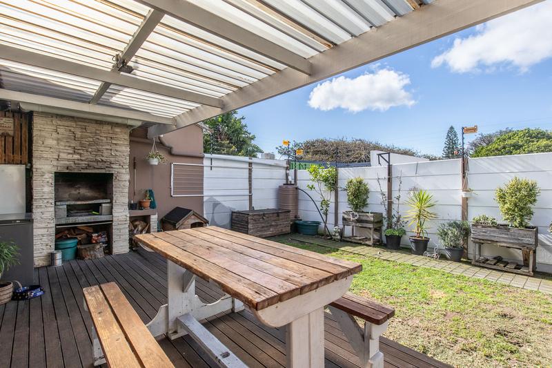 2 Bedroom Property for Sale in Diep River Western Cape